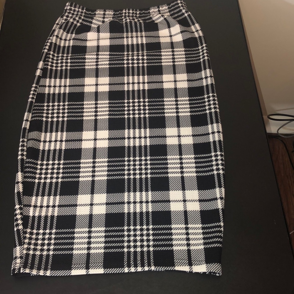 Pencil skirt
